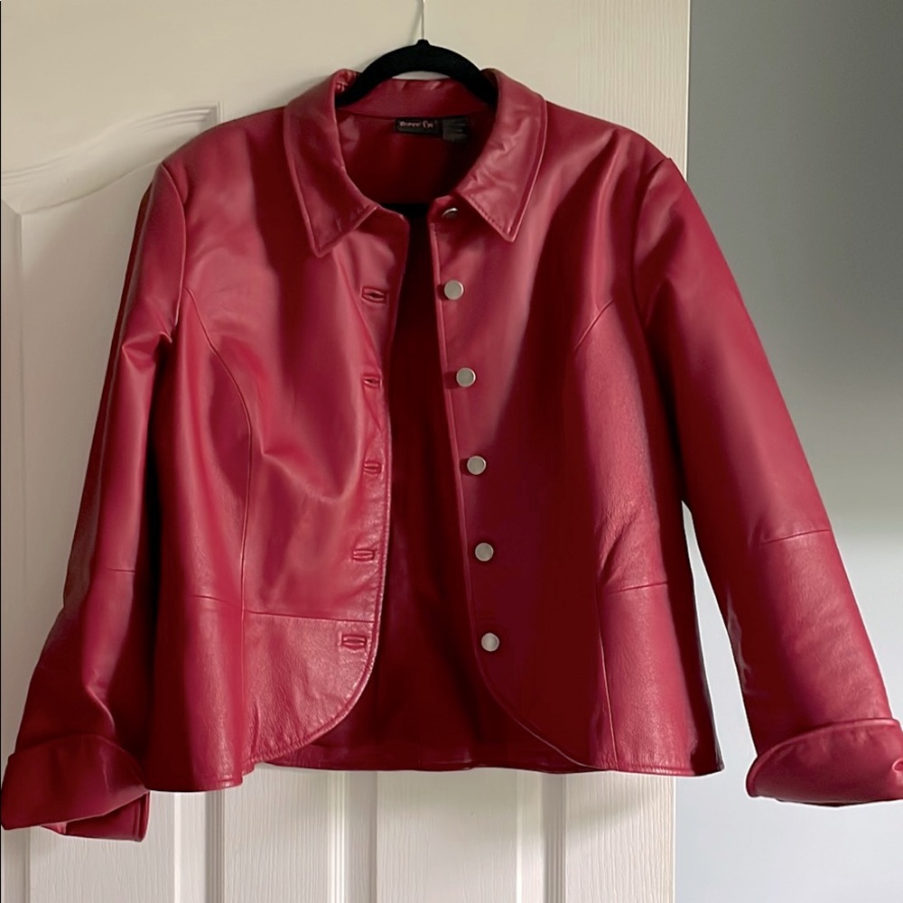 Boston Proper Red Leather Jacket Elegant Cropped Design